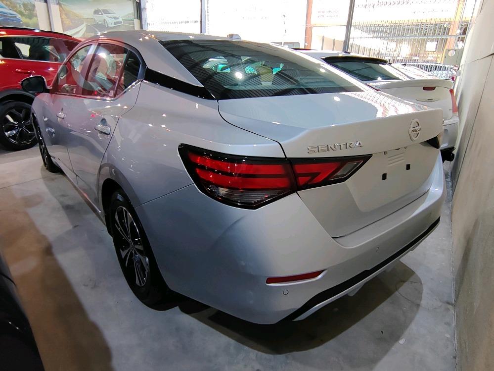 نیسان سێنترا